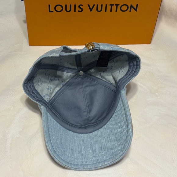 Louis Vuitton Denim Cap - Picture 7 of 7